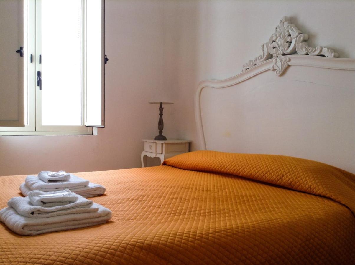 B&B A Due Passi Dal Mare Шилла Екстер'єр фото